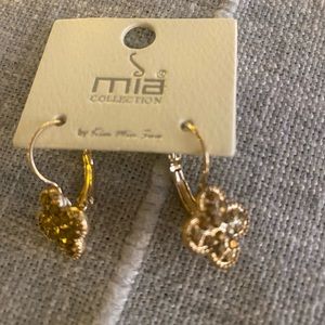 Mia collection dangling earrings.